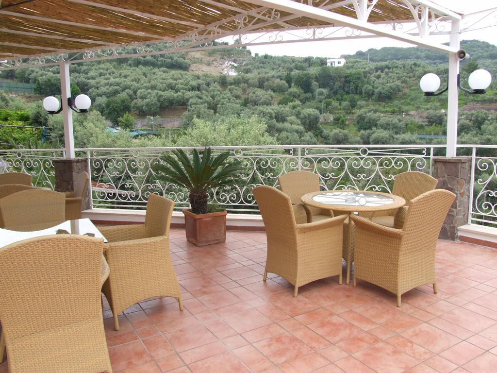 Hotel Dania Sorrento Exterior foto