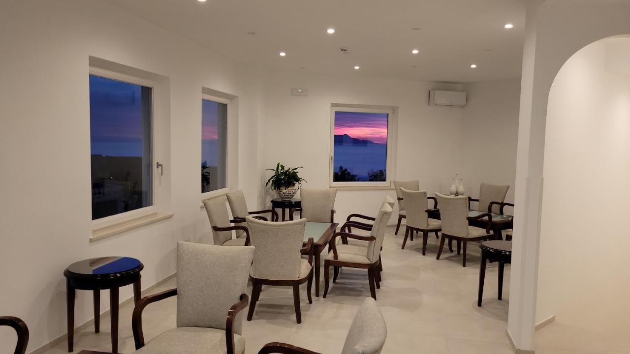 Hotel Dania Sorrento Exterior foto