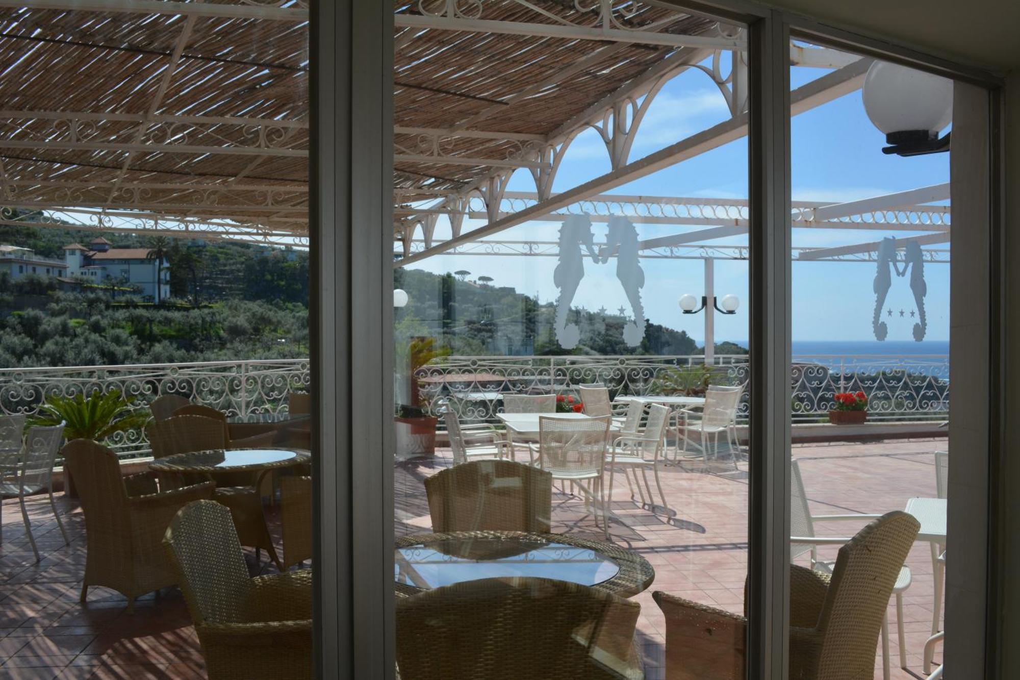 Hotel Dania Sorrento Exterior foto