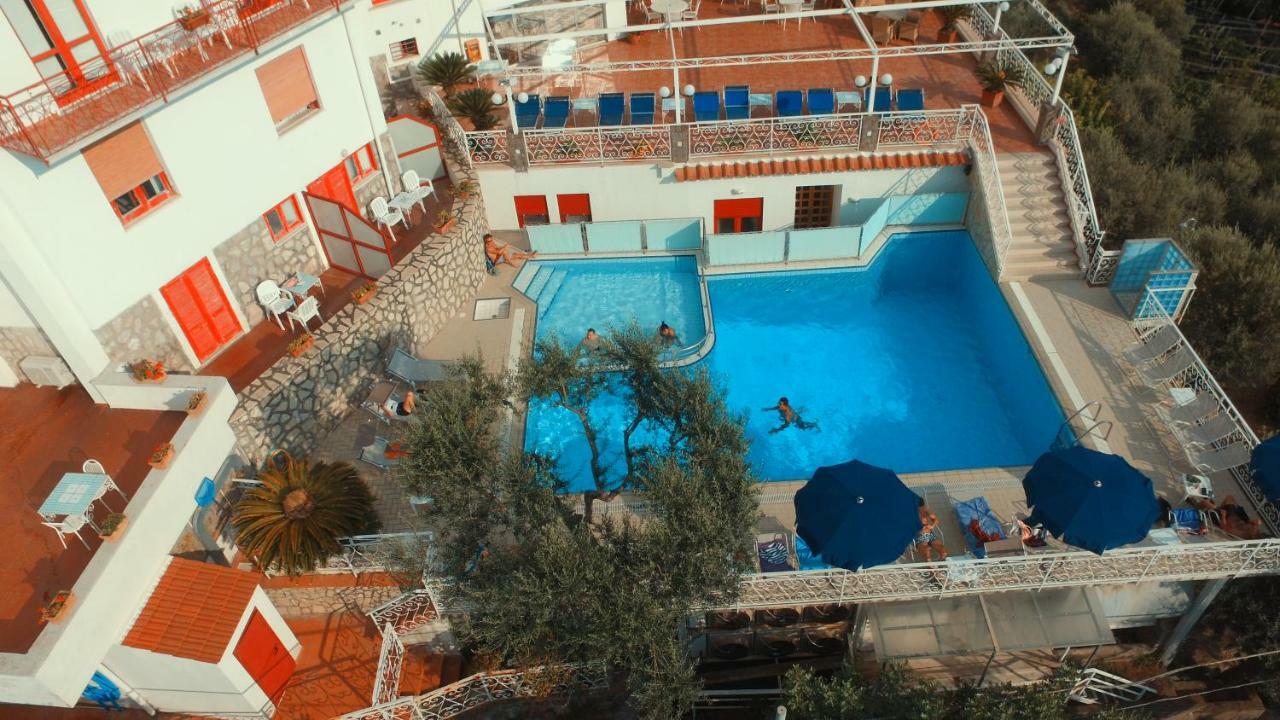 Hotel Dania Sorrento Exterior foto