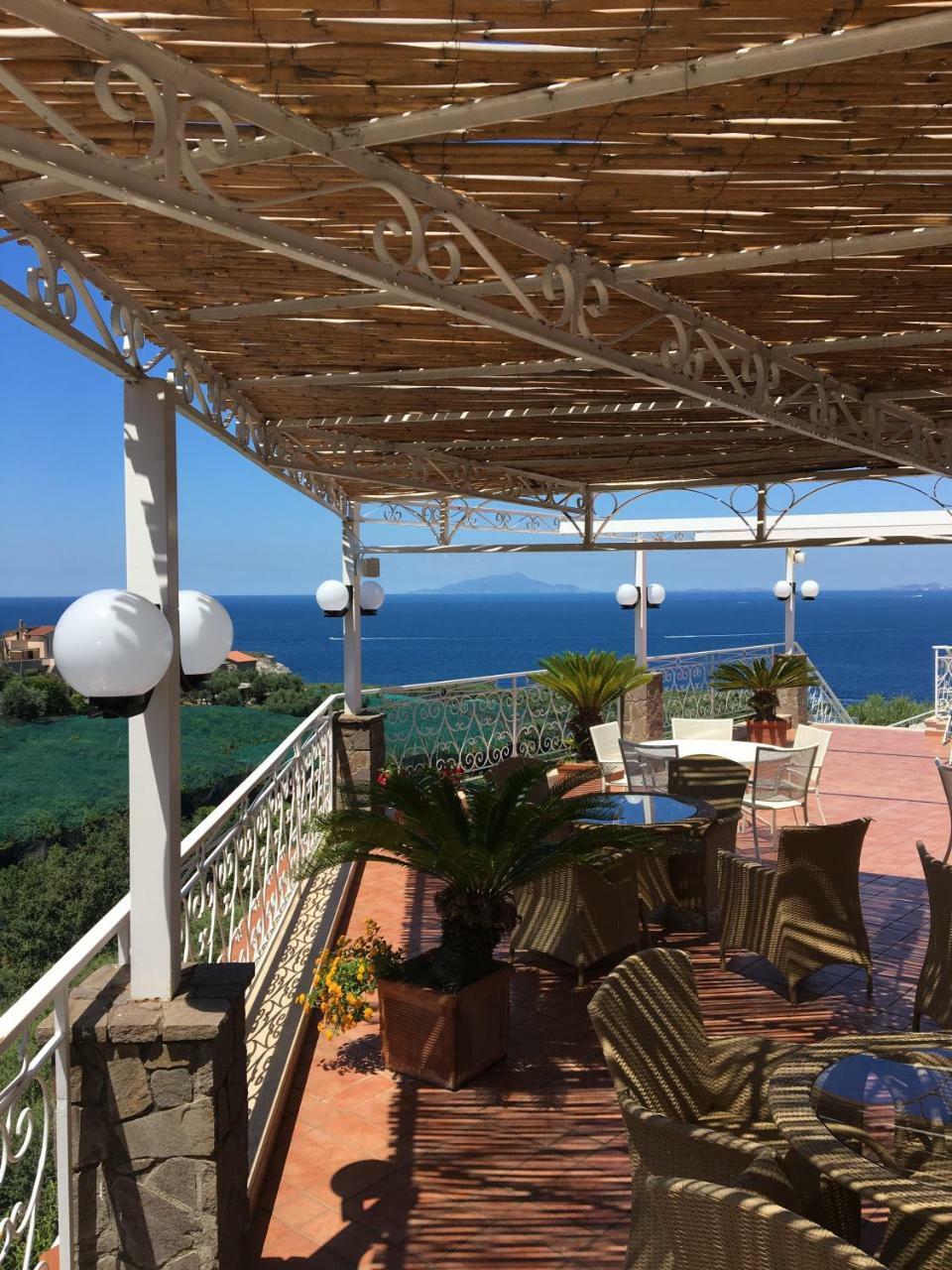 Hotel Dania Sorrento Exterior foto